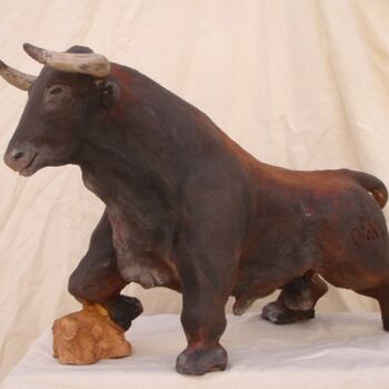 Sculpture intitulée ""Ferdinand le toro"…" par Gérard Verger, Œuvre d'art originale
