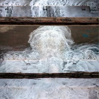 Photographie intitulée "Les eaux jaillissan…" par Véronique Brill, Œuvre d'art originale