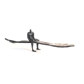 Sculpture titled "En attendant la bel…" by Veronique Lonchamp, Original Artwork, Bronze