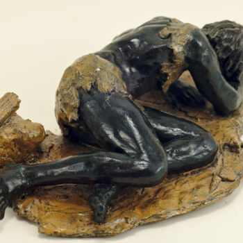 Sculpture titled "Robinson" by Véronique Lopez-Boiteux, Original Artwork, Terra cotta