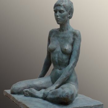 Sculpture titled "Fragile jeunesse" by Pico Sculpteur, Original Artwork, Terra cotta