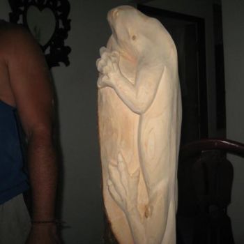 Sculpture titled "FUERTE COMO  IGUANA" by Vesga, Original Artwork, Wood