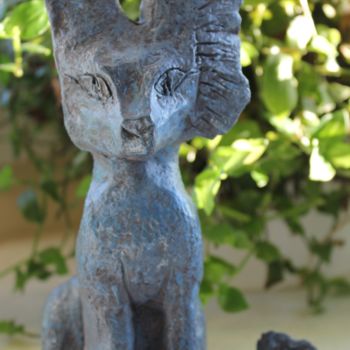 Sculpture intitulée "ANIMAL FANTASTIQUE" par Virginie Gallois, Œuvre d'art originale, Terre cuite