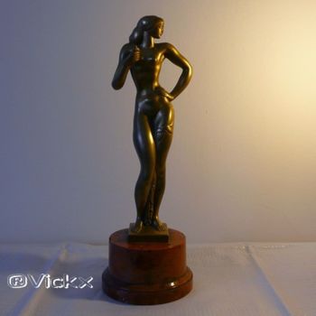 Sculpture intitulée "Pax Diana" par Vickx, Œuvre d'art originale, Coulage