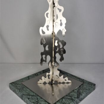 Sculpture intitulée "Tree" par Victor Prodanchuk, Œuvre d'art originale, Pierre