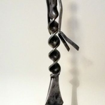 Sculpture titled "TOP MODELE HOMMAGE…" by Gerard Lami, Original Artwork, Metals