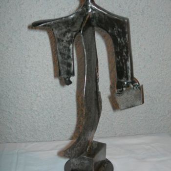Скульптура под названием "TENUE DE SOIREE" - Gerard Lami, Подлинное произведение искусства