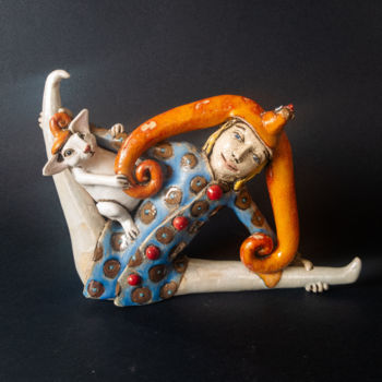 Sculpture intitulée "Harlequin-acrobat" par Viktor Zuk, Œuvre d'art originale, Céramique