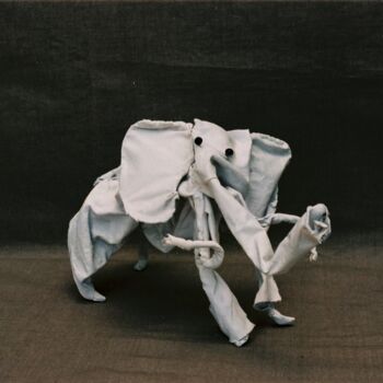 Sculptuur getiteld "l'éléphant IV" door Vincent Bouillat, Origineel Kunstwerk, Draad