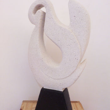 Sculpture titled "TCHOULE" by Vincent Cassagne, Original Artwork, Mixed Media
