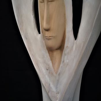 Escultura intitulada "Angel from the Dark" por Virgilijus Vaiciunas, Obras de arte originais, Madeira