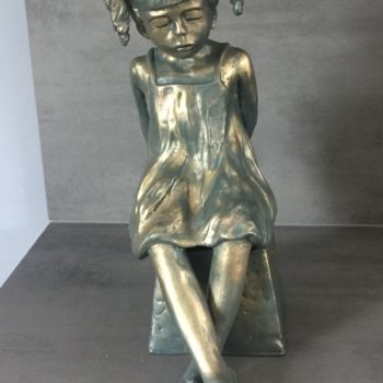 Skulptur mit dem Titel "Chipie" von Vivianne Conquet, Original-Kunstwerk, Ton