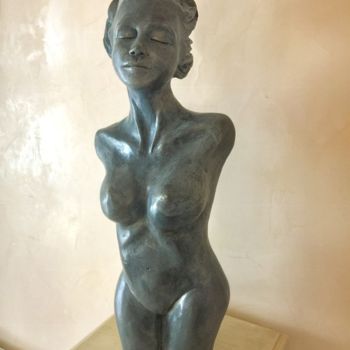 Sculpture titled "Candice" by Vivianne Conquet, Original Artwork, Clay