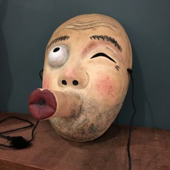 Sculpture intitulée "Hyottoko - maschera…" par Viviana Bellanza, Œuvre d'art originale, Résine