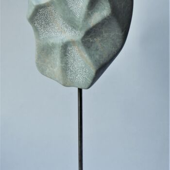 Sculpture titled "Douce vague" by Viviane Thelen, Original Artwork, Stone