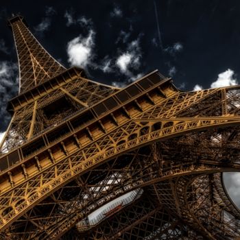 Fotografia intitulada "EIFFEL TOWER" por Valerie Karakatsanis, Obras de arte originais