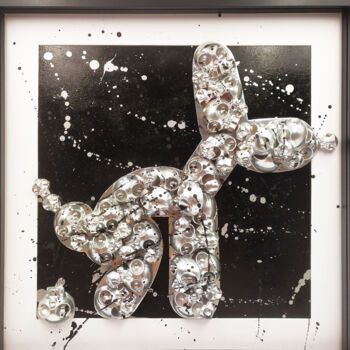 Sculpture titled "Koons Skull Silver" by Vl, Original Artwork, Acrylic Mounted on Wood Panel