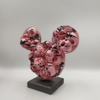Scultura intitolato "Mickey Skull Pink" da Vl, Opera d'arte originale, Resina
