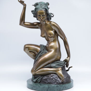 Skulptur mit dem Titel "lion hunting" von Volodymyr Mykytenko, Original-Kunstwerk, Bronze