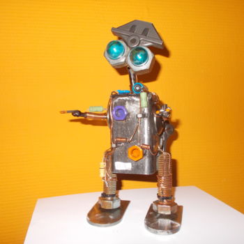 Sculpture titled "robot" by Gilles Bellagamba, Original Artwork, Metals