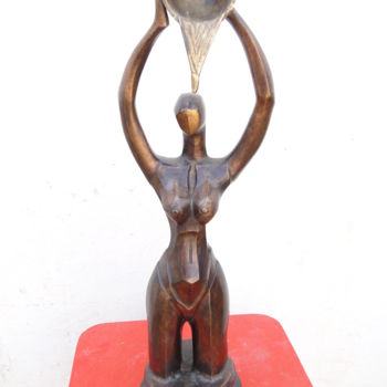 Skulptur mit dem Titel "La vanneuse de mil" von Wamba Lomombia Yussuf Baudouin, Original-Kunstwerk, Metalle