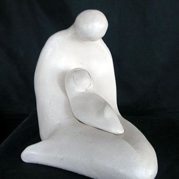 Sculpture titled "Donna con bambino" by Welma Carità, Original Artwork