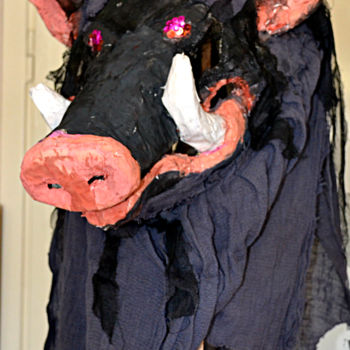 Sculpture titled "Bored Boar" by Eva Carty, Original Artwork, Paper maché