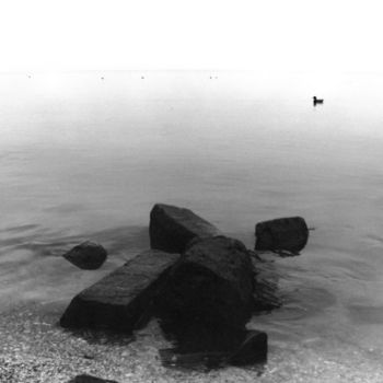 Photography titled "Steine Im Wasser" by Christian Wiegandt, Original Artwork