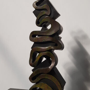 Skulptur mit dem Titel "The search for bala…" von Wiktor Kopacz, Original-Kunstwerk, Bronze