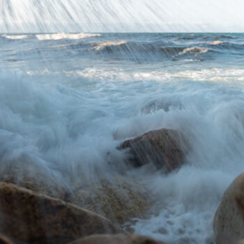 Photographie intitulée "It´s raining the sea" par Xan Gasalla González-Redondo, Œuvre d'art originale, Photographie non mani…