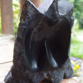 Sculpture intitulée "Vilaine idole" par Xavier Malbreil, Œuvre d'art originale, Pierre
