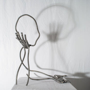 Sculpture titled ""Parlez moi..de nou…" by Yez, Original Artwork, Metals