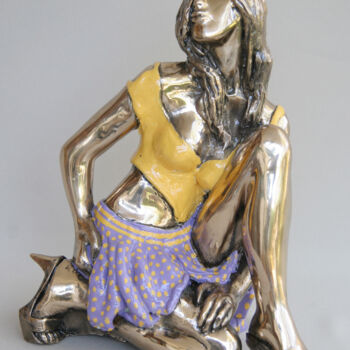Скульптура под названием "The fashion model" - Yolanda Antal, Подлинное произведение искусства, Бронза