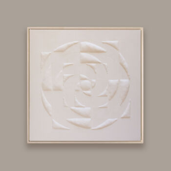 Textielkunst getiteld "Senses" door Yumi Parris, Origineel Kunstwerk, Stof Gemonteerd op Frame voor houten brancard