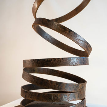 Скульптура под названием "Infiniti" - Yuriy Kraft, Подлинное произведение искусства, Металлы