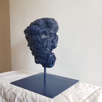 雕塑 标题为“L'Etranger” 由Zenzivi Nora Yahiaoui, 原创艺术品, 树脂
