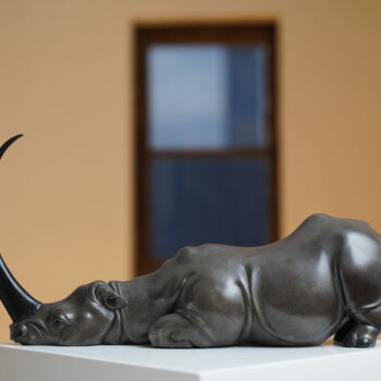 Escultura intitulada "The story of the rh…" por Zhao Yongchang, Obras de arte originais, Bronze