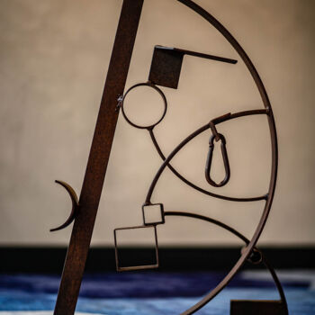 Скульптура под названием "" Monna Lissa "" - Zoran Sculptor, Подлинное произведение искусства, Металлы