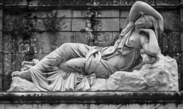 ARIADNA YACENTE Photographie intitulée "ARIADNA YACENTE" par Nacho Cuesta, Œuvre d'art originale, Photographie numérique