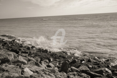 Fotografie getiteld "digue mer" door A.T Photographie, Origineel Kunstwerk, Digitale fotografie