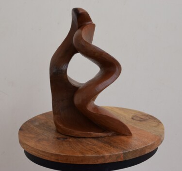Sculpture intitulée "Wave of Togetherness" par Aarti Gupta Bhadauria, Œuvre d'art originale, Terre cuite