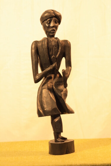 Skulptur mit dem Titel "KARKABOU" von Abdellouahab Selka, Original-Kunstwerk, Holz