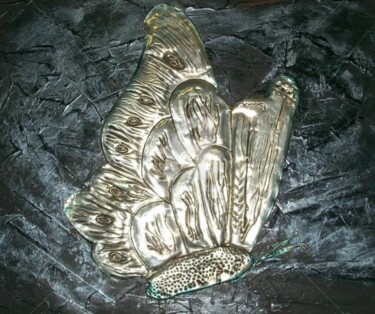 Artisanat intitulée "Le papillon" par Rachida Abdrebbi, Œuvre d'art originale