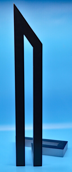 Nakatomi Plaza Escultura titulada "Nakatomi Plaza" por Pablo Alfredo De La Peña, Obra de arte original, Madera