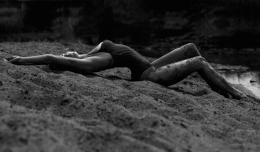 Фотография под названием "swimming season" - Nastya Bilkova, Подлинное произведение искусства, Цифровая фотография