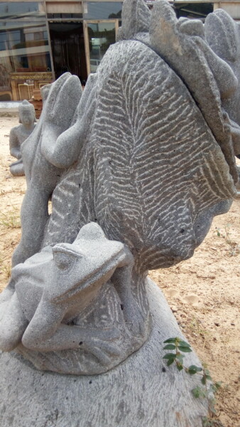 Skulptur mit dem Titel "Grenouille" von Adama Mangane, Original-Kunstwerk
