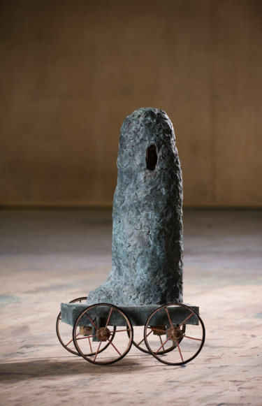 Sculpture titled "Vehikel 1" by Adrian Uncrut, Original Artwork, Casting