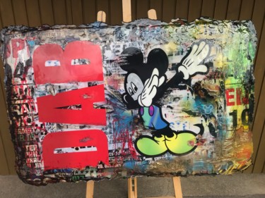 Collages titulada "Mickey Mouse DAB" por Adriano Cuencas, Obra de arte original, Acrílico