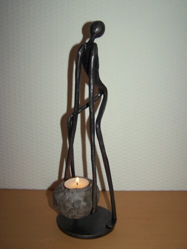 Sculptuur getiteld "De zwaarte van het…" door Ælt (Atelier Lebrun Transinne), Origineel Kunstwerk, Metalen