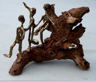 Sculpture intitulée "un monde en marche.…" par Anne-Frédérique Ferret, Œuvre d'art originale, Autre